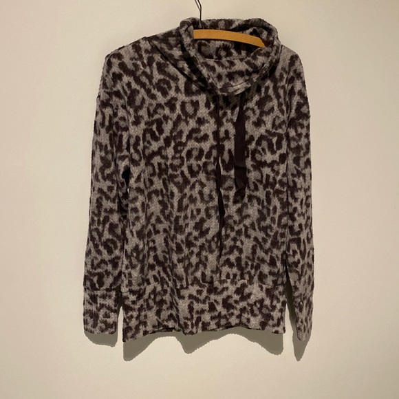 Matching Set - Picture 2 of 7